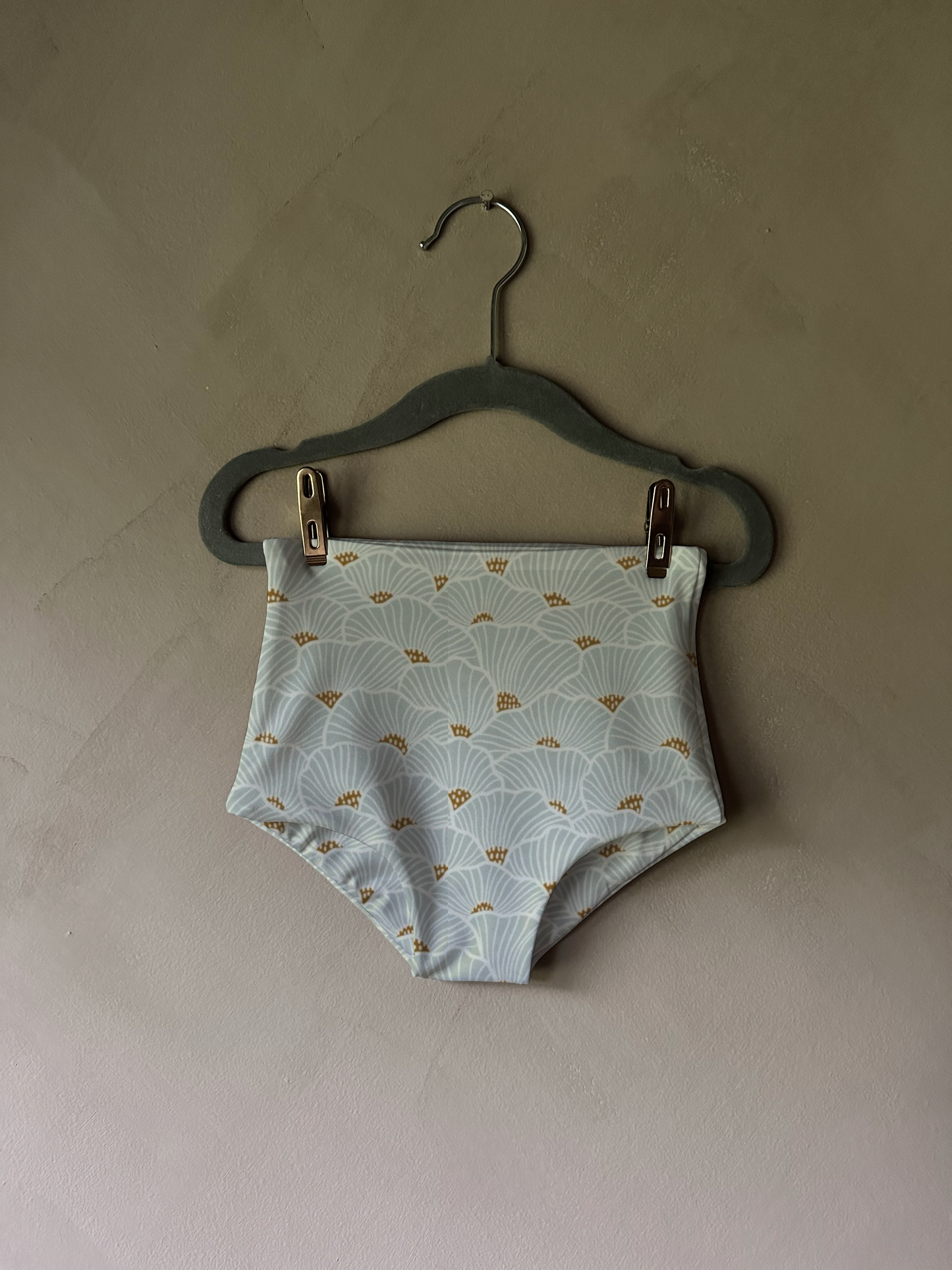 Children’s Flora Bottom