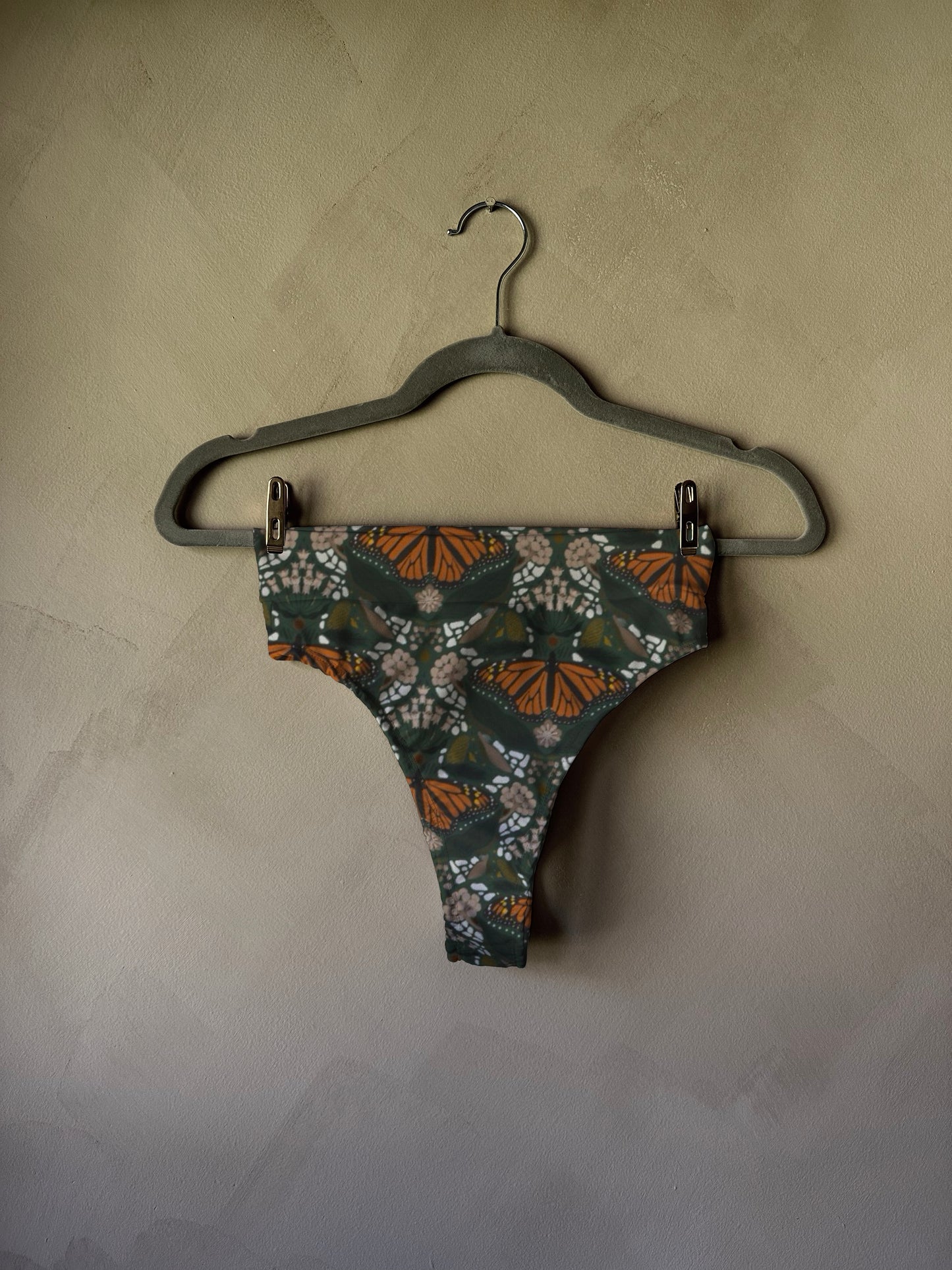 Banks Bottom in Monarchs & Milkweed