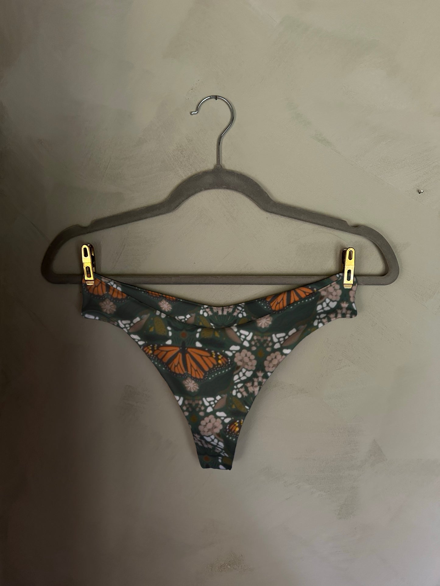 Spartina Bottom in Monarchs & Milkweed