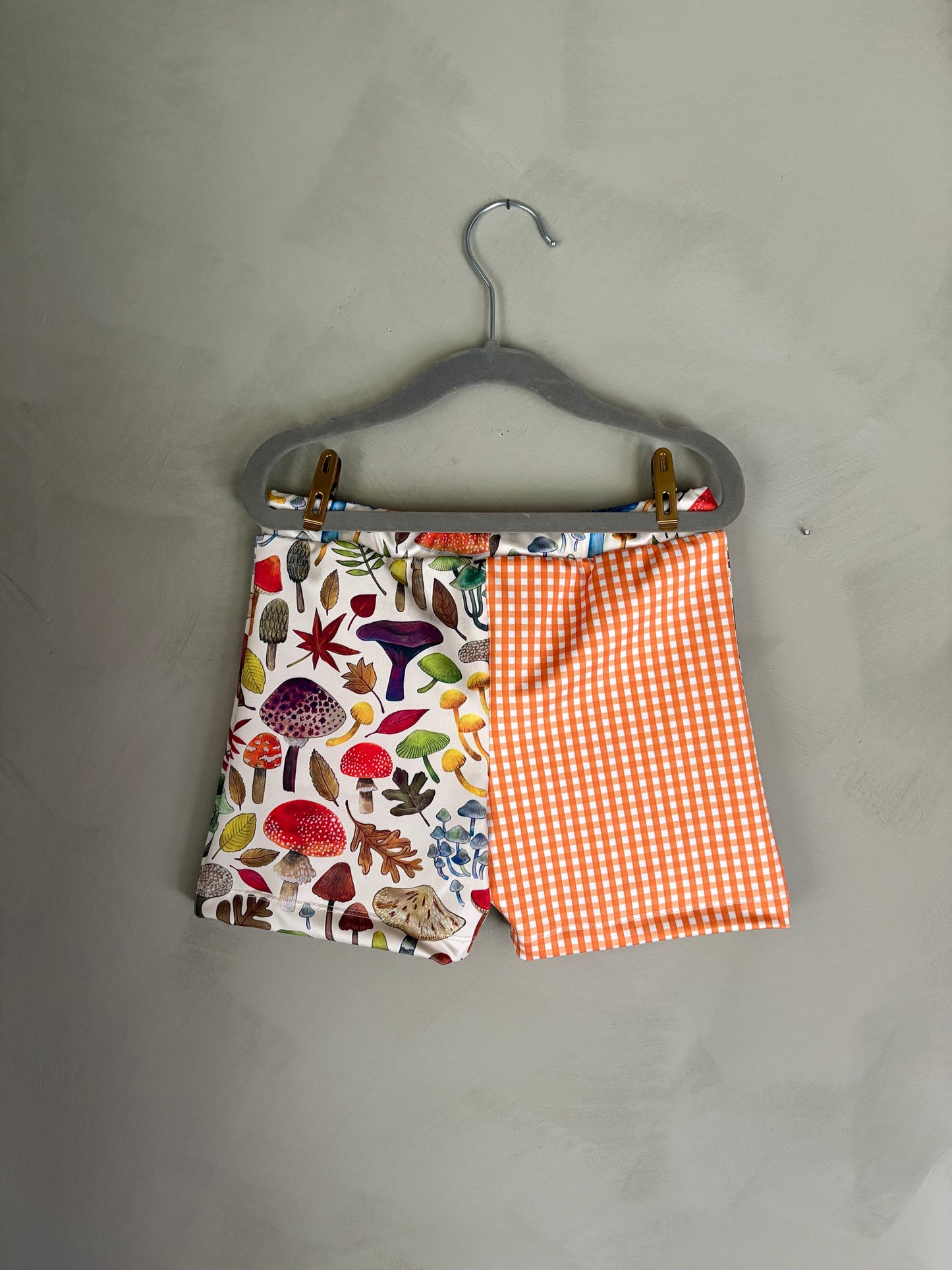 New Barrel Brief in Forest Picnic