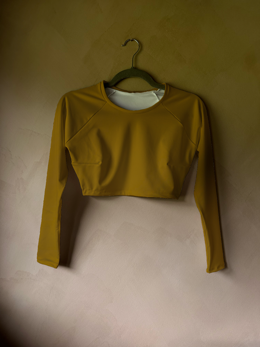 Adult Cropped Rashguard in Honey