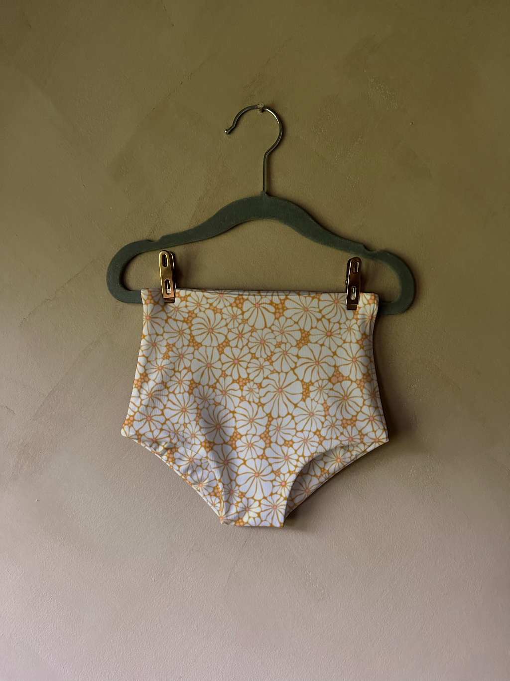 Littles Bikini Bottom in Wavy Daisy